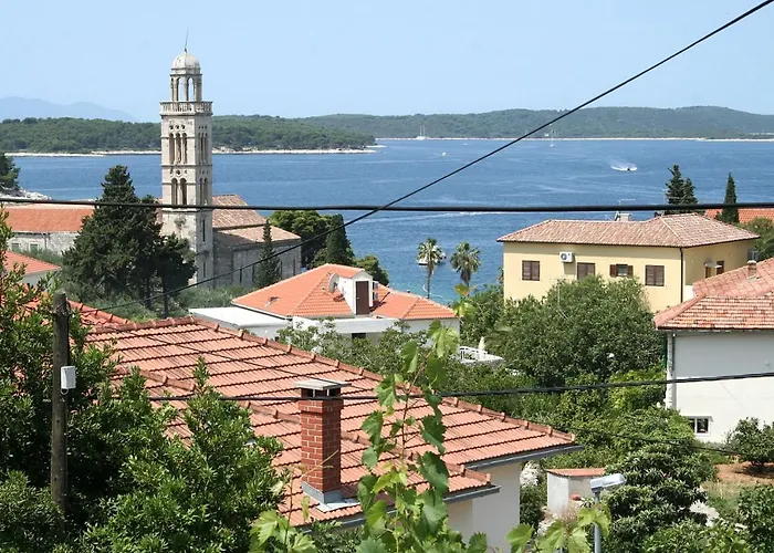 Gasthof And With Parking Space Hvar - 4613